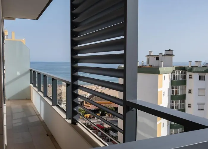 The Roof Da Rocha Apartman